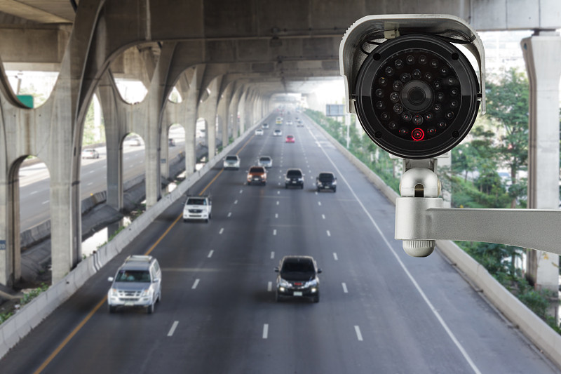 闭路电视安全摄像头对交通道路背景模糊