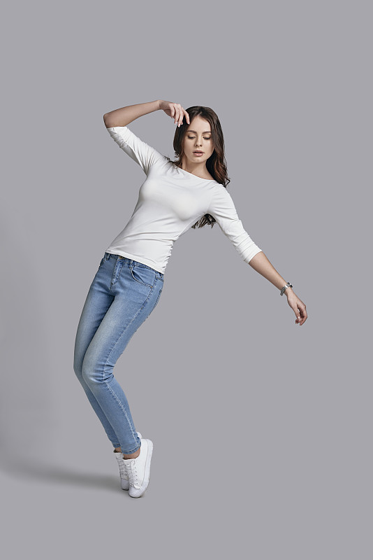 喜欢她的风格。