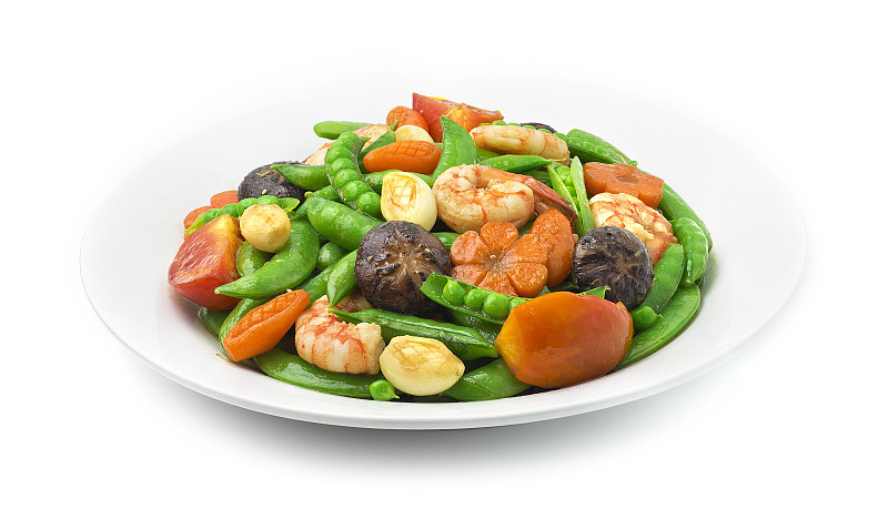 虾仁、胡萝卜花、玉米片、蒜炒荷兰豆