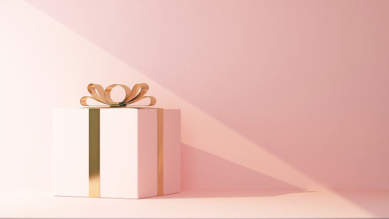 粉色礼盒与金色蝴蝶结