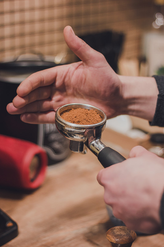 回火。咖啡师的脾气可不好。煮咖啡的过程