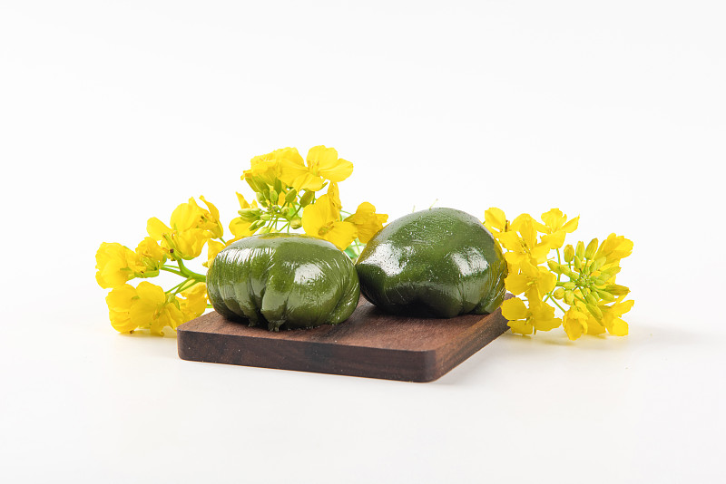 中国香绿饭团配油菜花，清明果