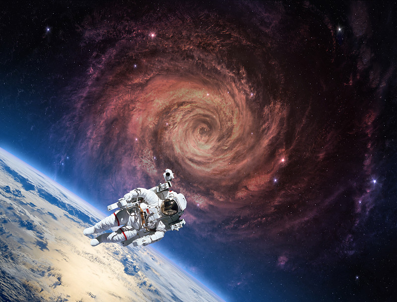 地球，星系和星云。