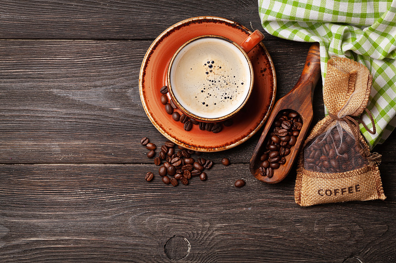浓缩咖啡和烘培咖啡豆