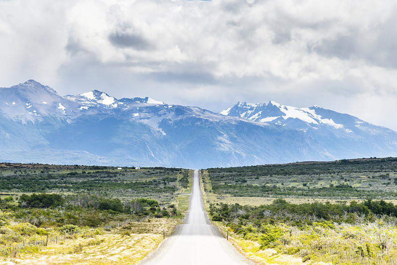 直通智利巴塔哥尼亚的托雷斯·德尔·潘恩国家公园