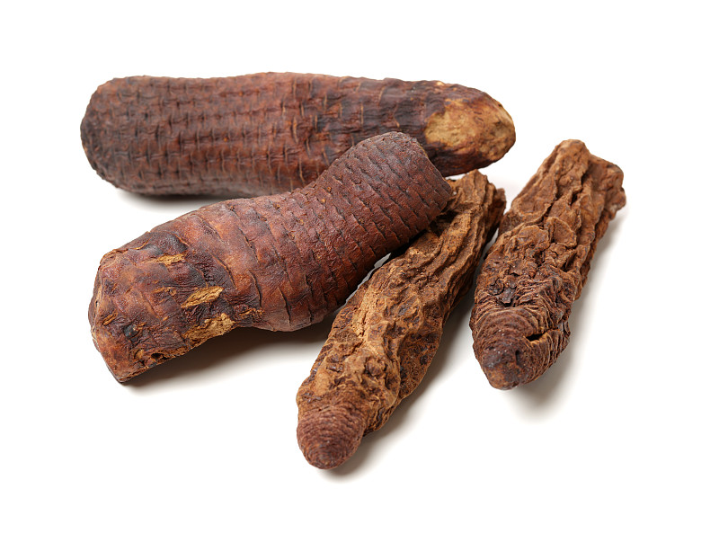 肉苁蓉麻在白色的背景上