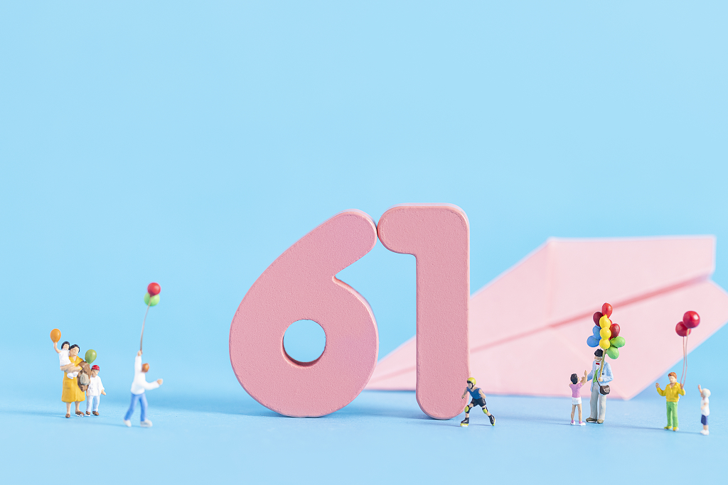 六一儿童节创意蓝色背景儿童节图片儿童节静物六一儿童节61儿童节