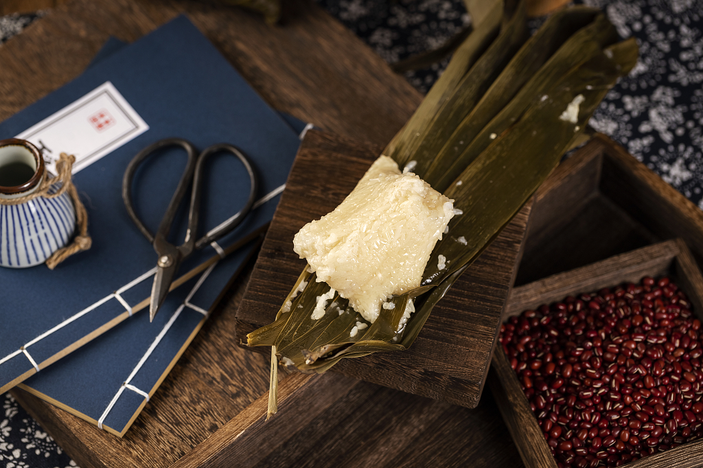 粽子美食端午节中式背景端午节图片粽子静物五月初五粽子创意