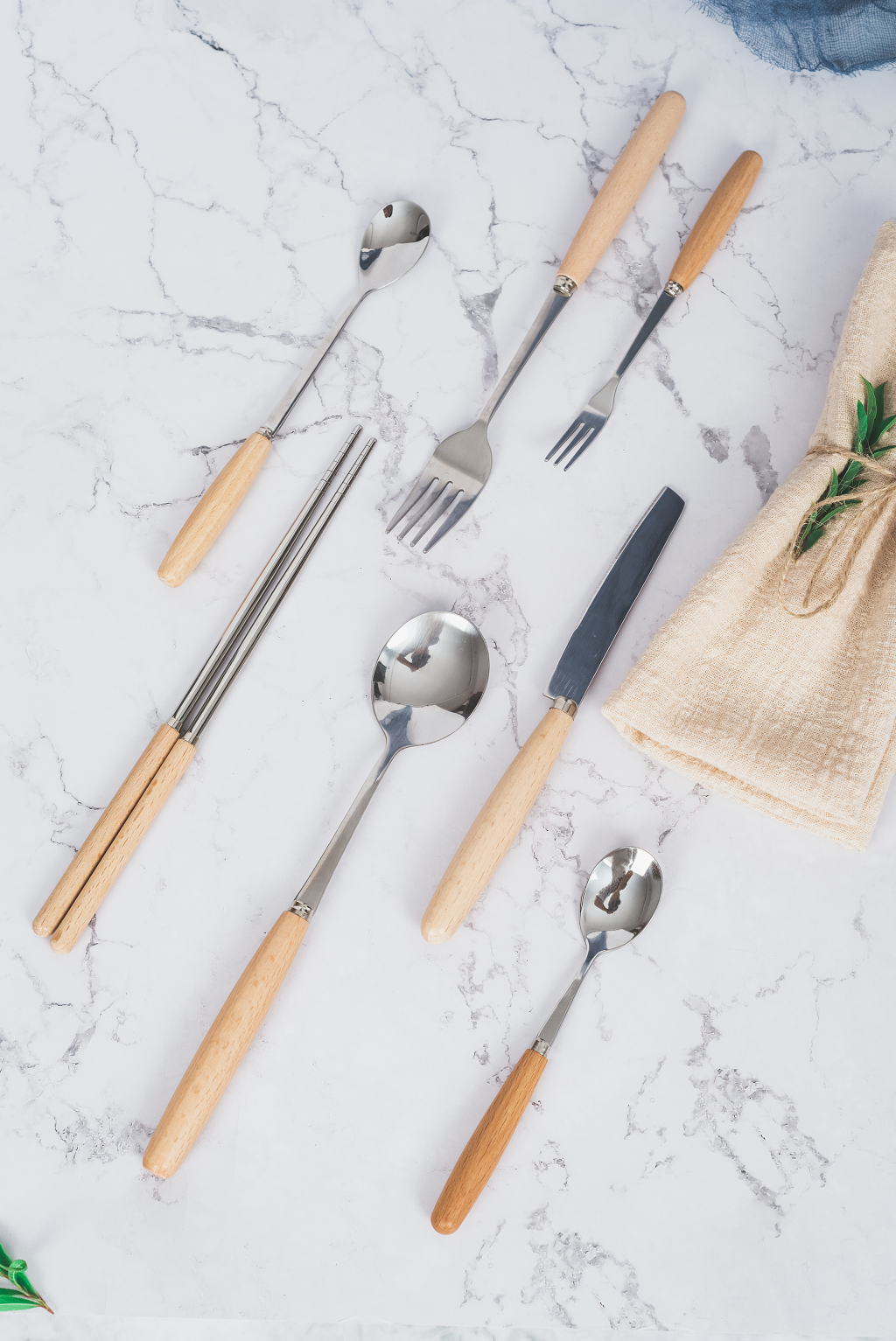木柄餐具欧式简洁海报西餐刀叉餐具图片西式餐具