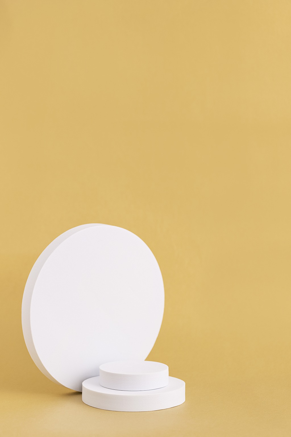 产品展示台金色场景创意背景电商背景电商素材