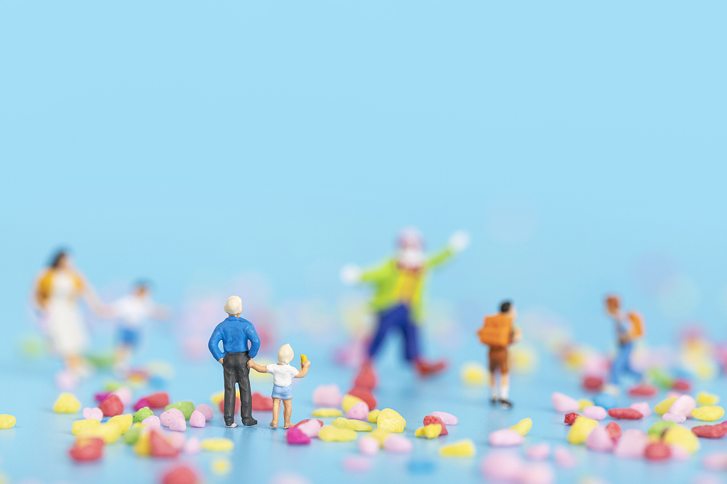 父亲节游乐场微缩创意图父亲节图片父亲节背景