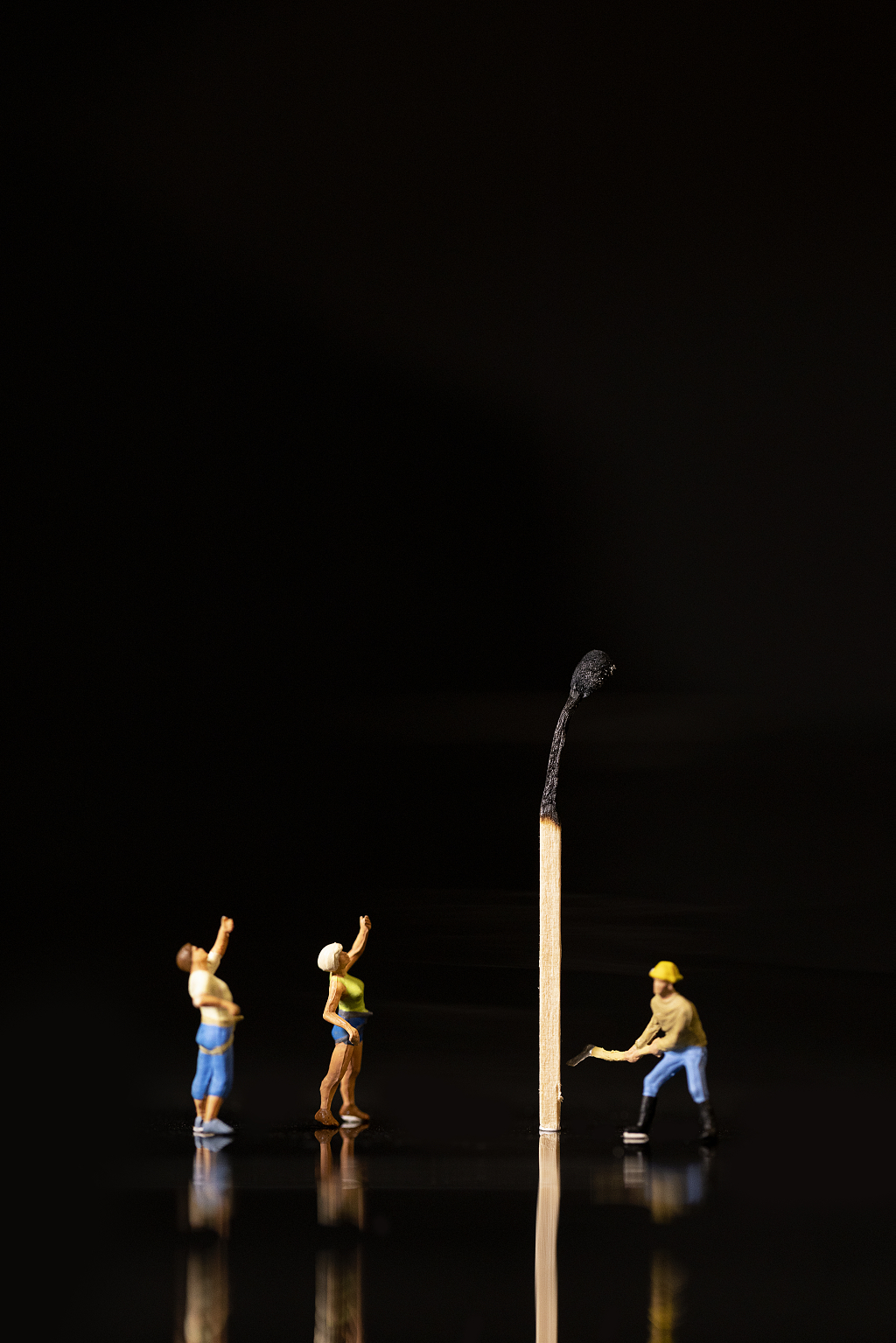 环保砍伐树木创意图片环保素材节能减排低碳创意