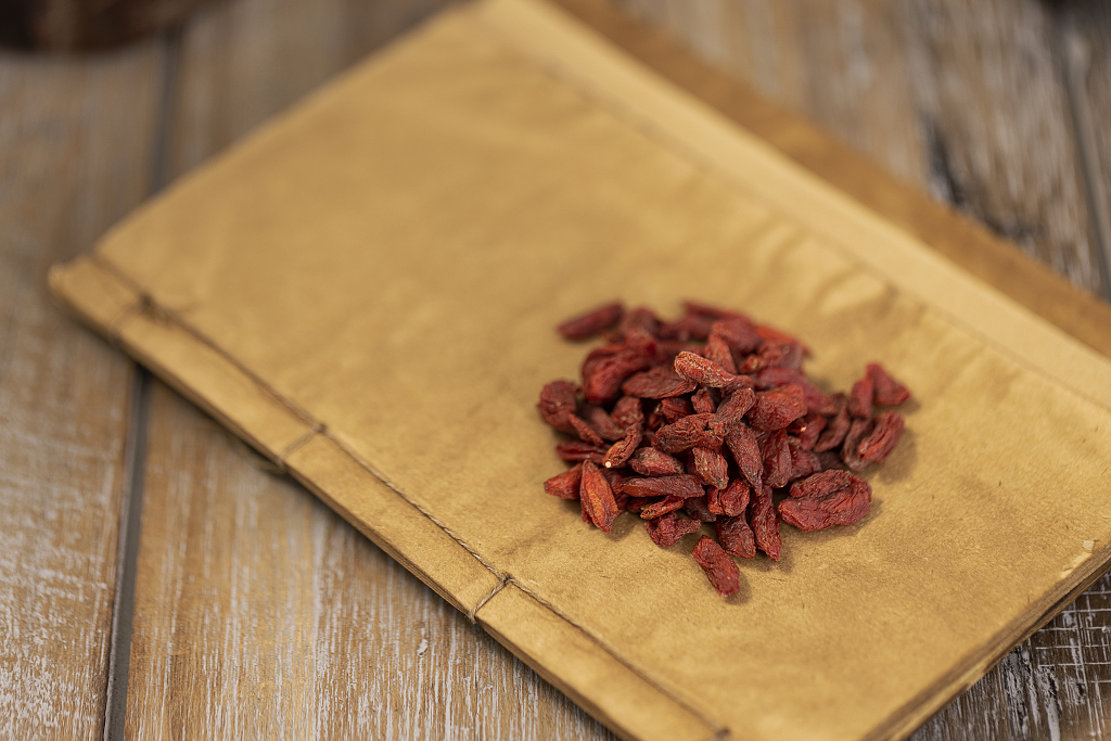 中药材枸杞复古中式背景中医中药图片医师节国医节