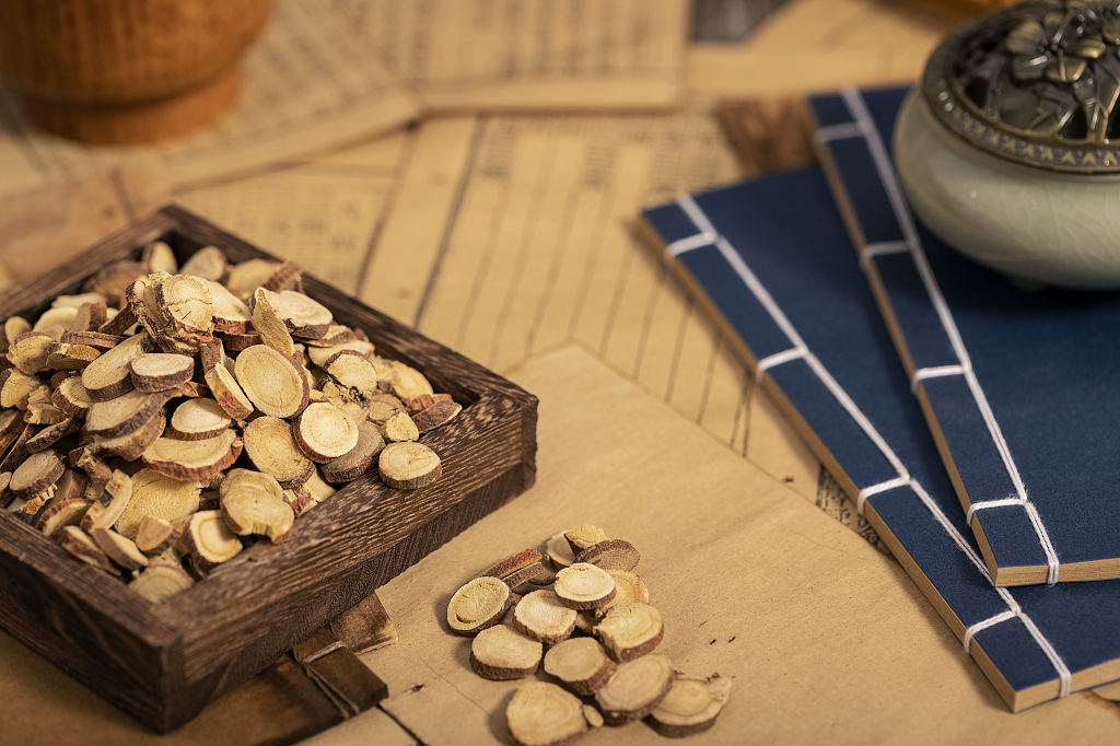 中药材甘草中式风格海报中医中药图片医师节国医节