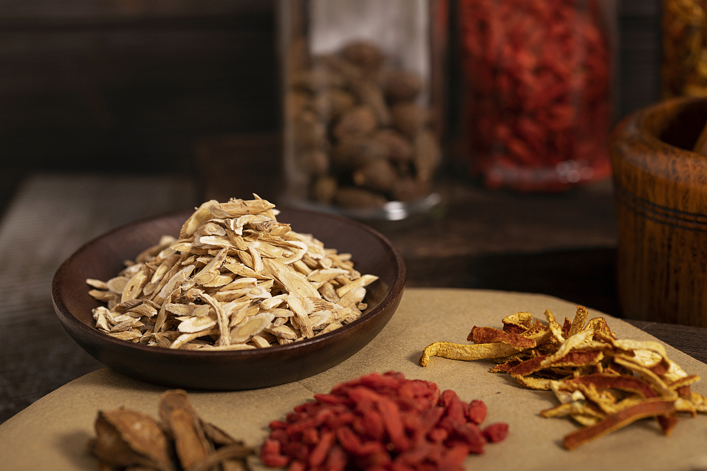 中药材暗调背景图片中医中药图片医师节国医节