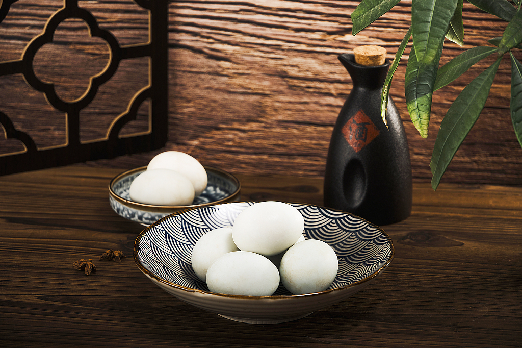 国风端午节风味可口咸鸭蛋静物