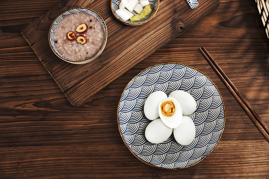 国风端午节风味可口咸鸭蛋静物