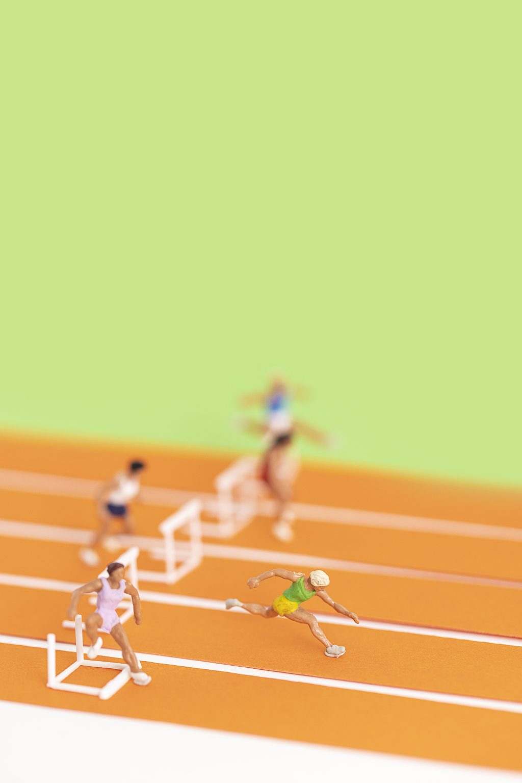 运动会跨栏比赛微缩创意图片运动员创意运动会