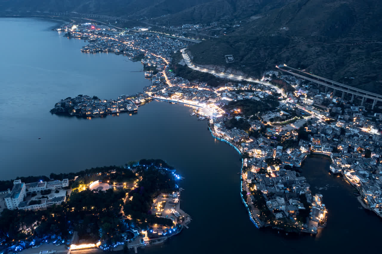 中国云南大理双廊夜景