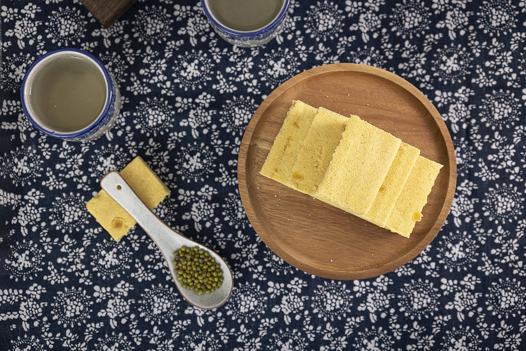 夏季糕点绿豆糕绿豆糕图片大暑小暑创意静物解暑美食