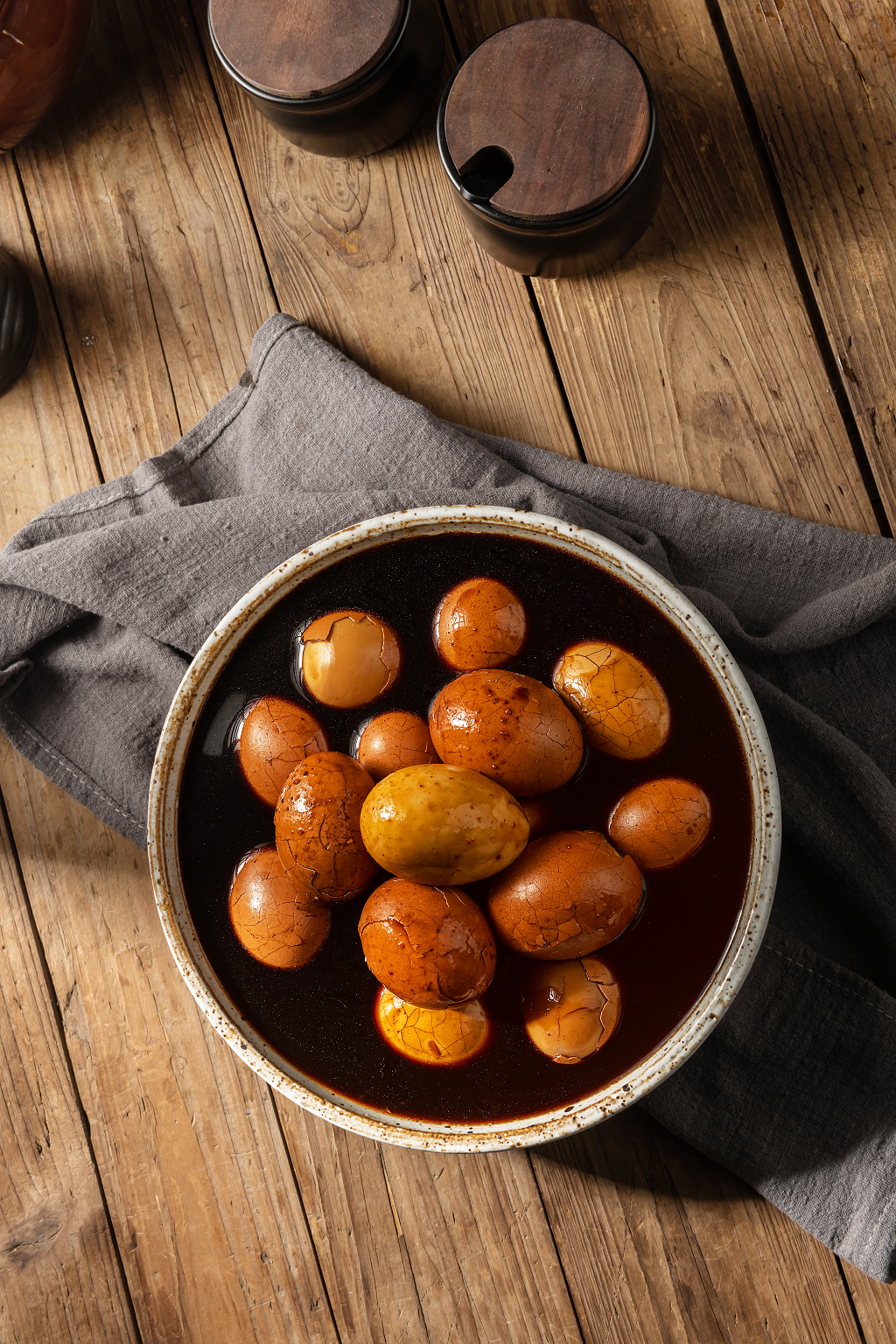 中华美食卤蛋早餐茶叶蛋竖图