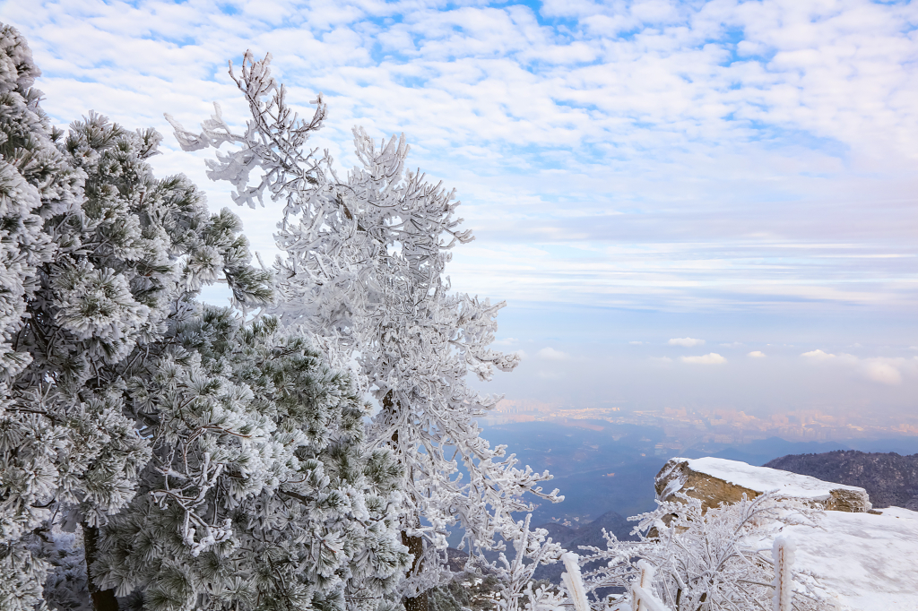 庐山雪景