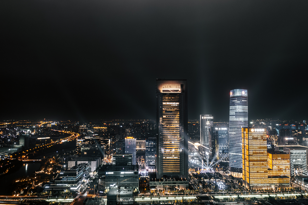 航拍下的宁波东部新城城市夜景壁纸