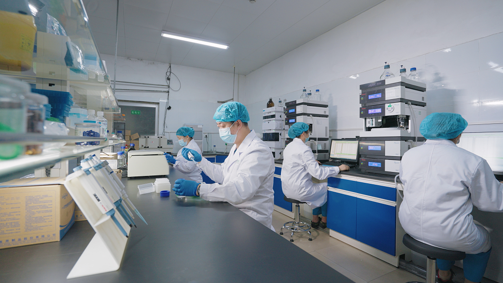 科学家采样试剂科研医药健康