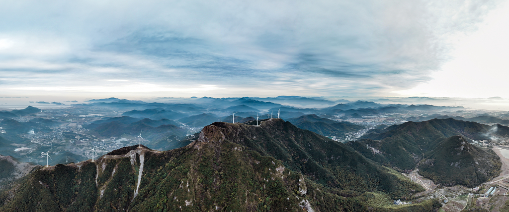 宁波象山珠山航拍风车发电新能源全景