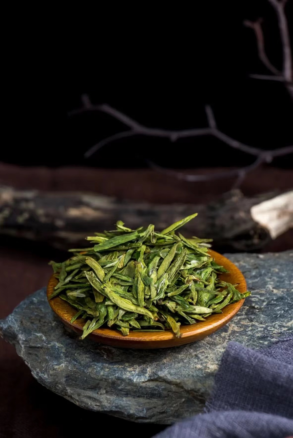 龙井茶绿茶茶叶实拍