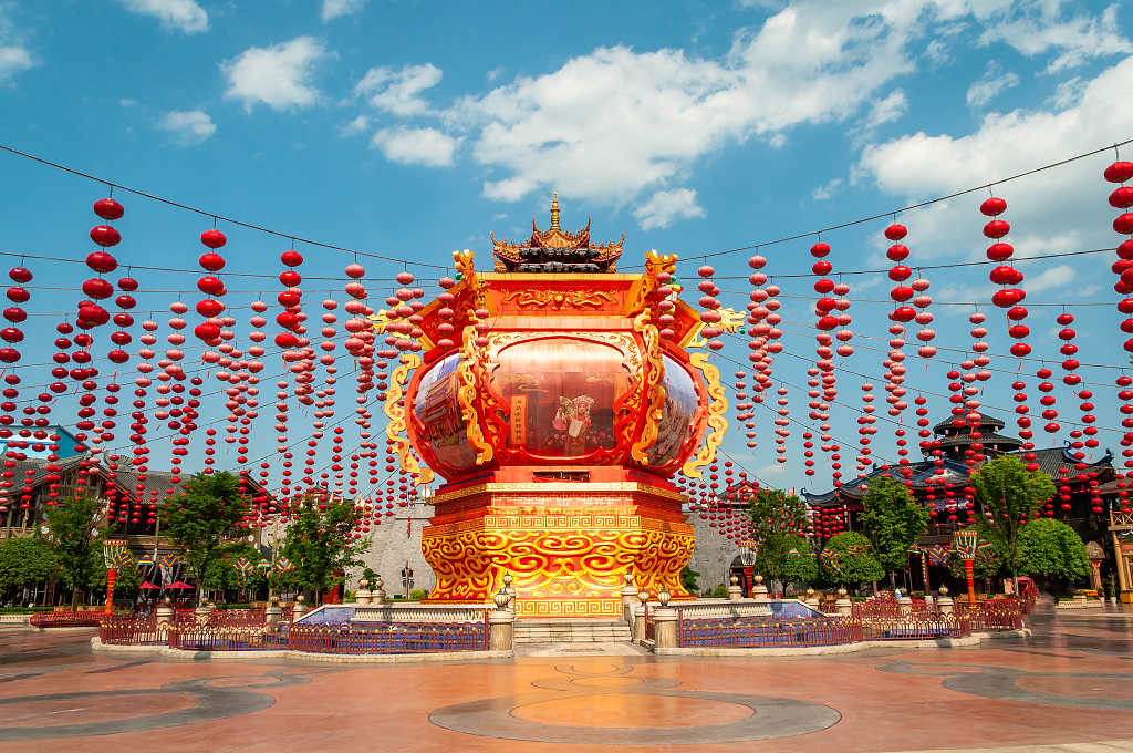 长沙东方神画主题乐园节庆广场