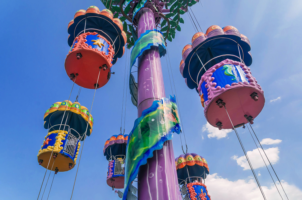 长沙方特东方神画主题乐园跳伞塔