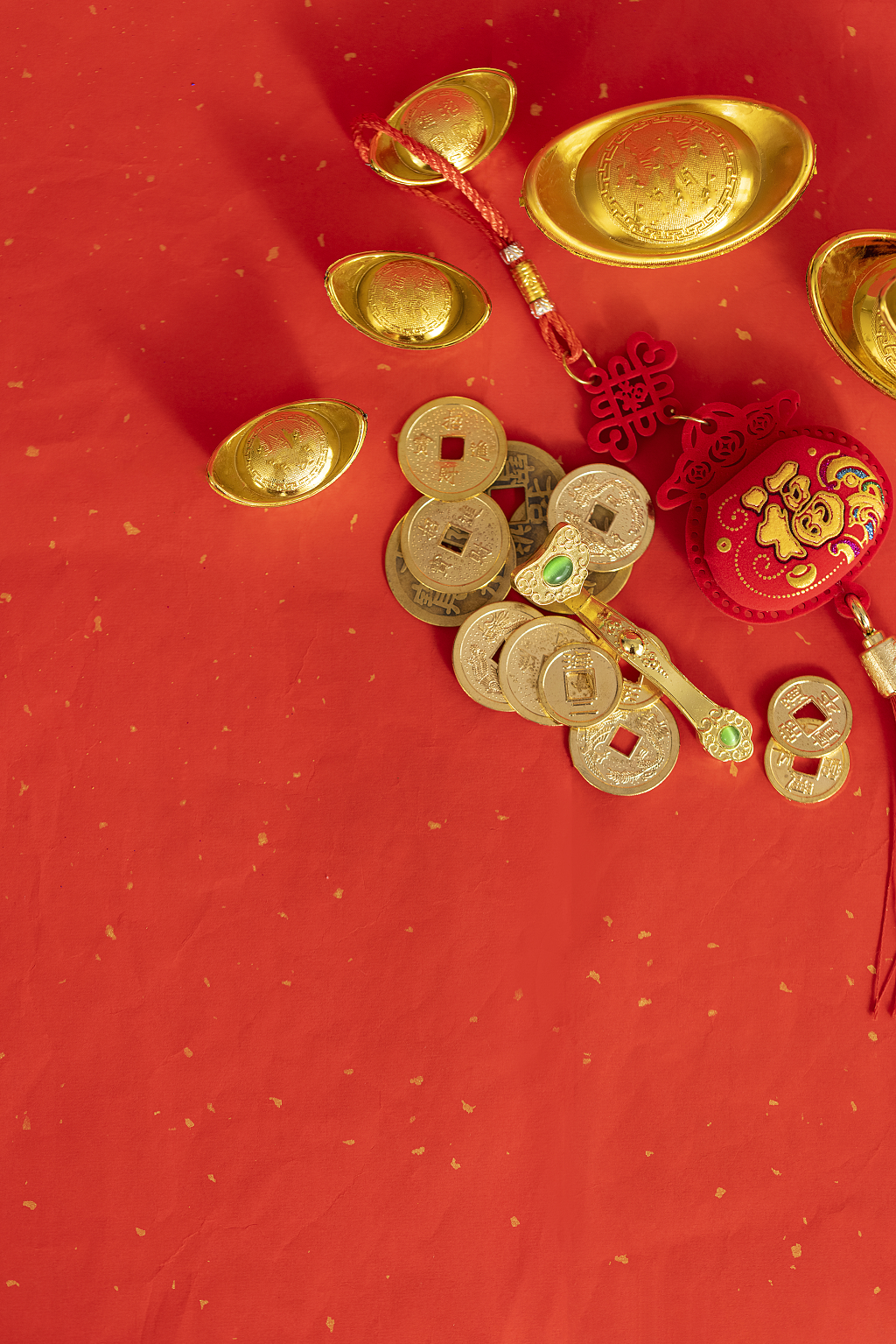 2025年蛇年新年新春春节过节过年传统节日新年元素物件铜钱元宝新年恭喜发财背景