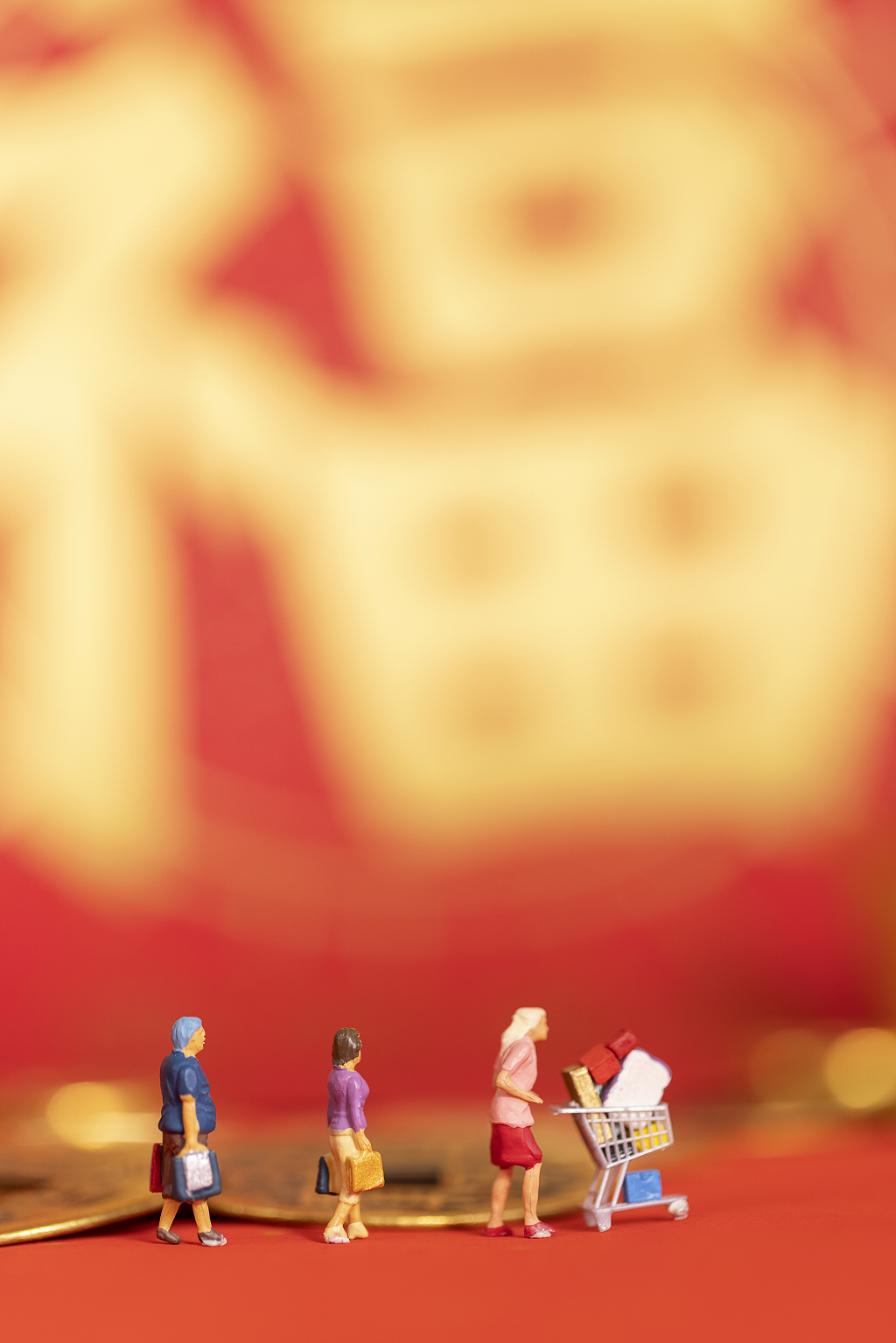 2025年蛇年新年新春春节过节过年传统节日新年元素物件新年采购微缩创意中式风格海报