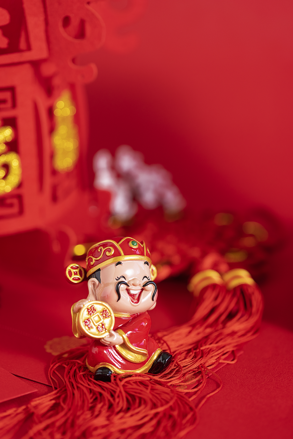 2025年蛇年新年新春春节过节过年传统节日新年元素物件恭喜发财春节红色背景