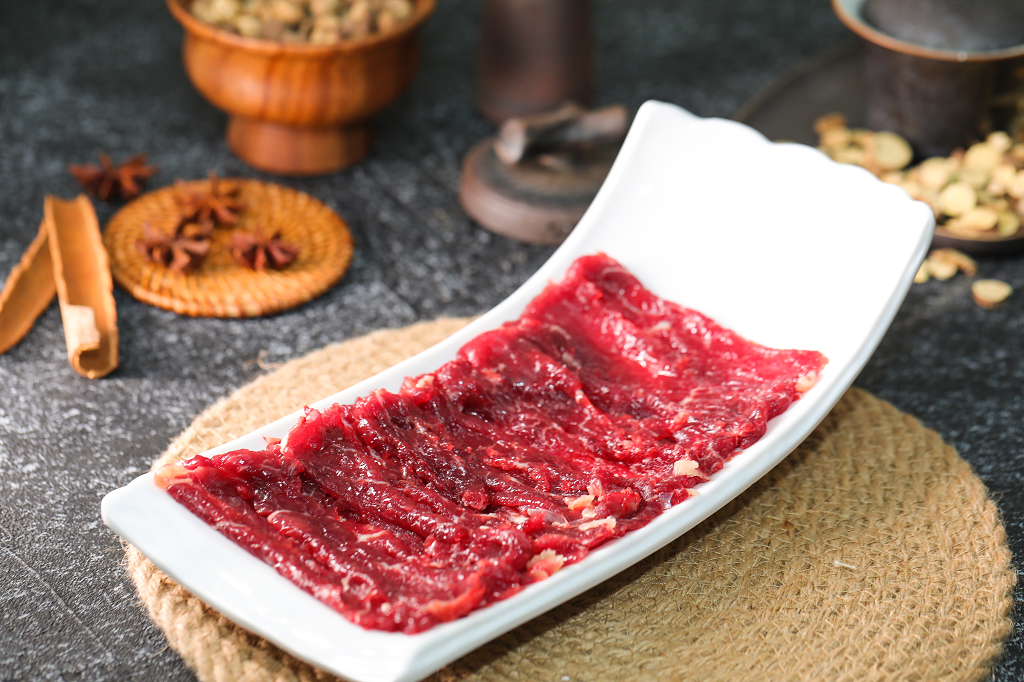 简约鲜切牛肉餐厅火锅店菜单美食宣传图