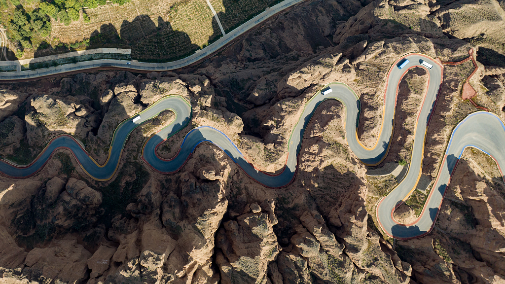 甘肃景泰公路黄河石林山路大自然风光风景图