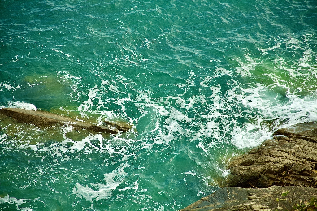 山东省青岛市崂山绿色的大海旅游旅行景区景点