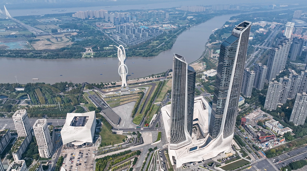 江苏南京市青奥中心城市地标建筑物市中心