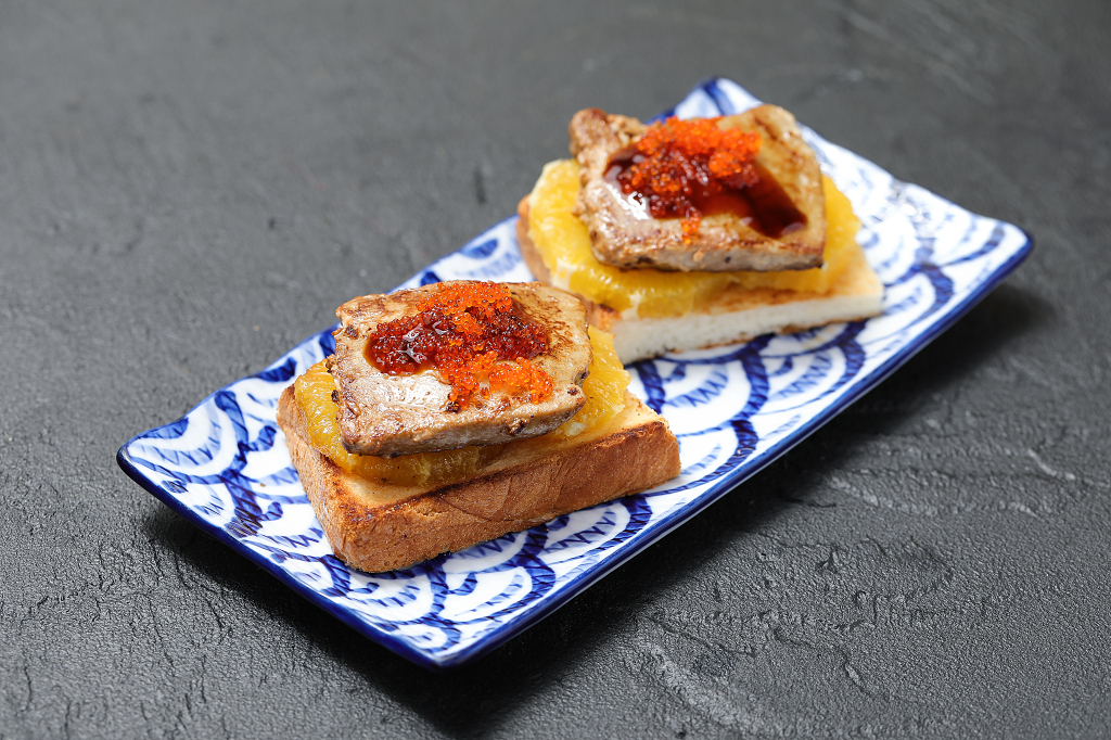 美食简约大气法式鹅肝