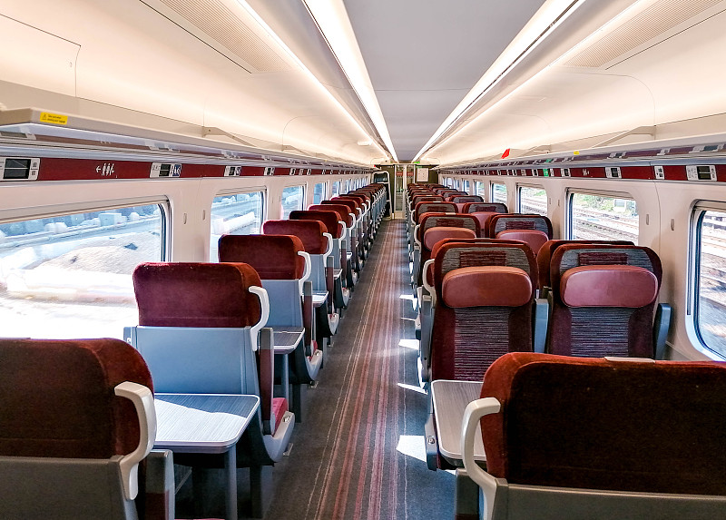 头等车厢座位