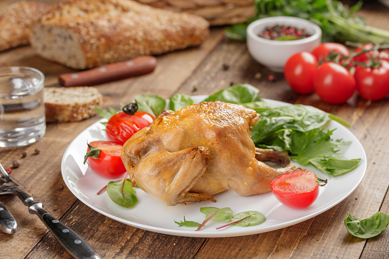 全炸鸡配烤番茄