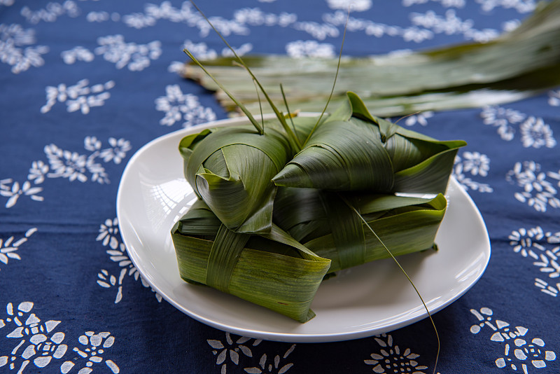 中国端午节的食物是粽子