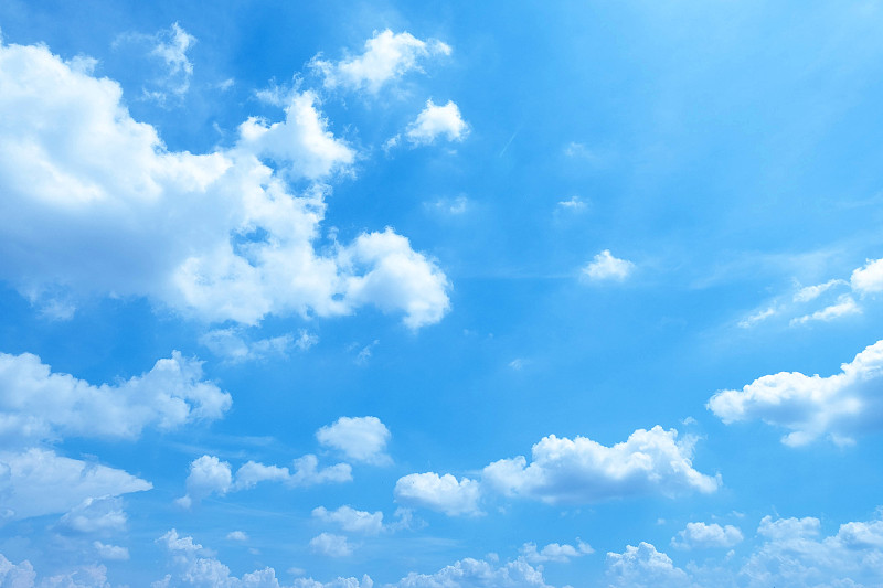 美丽的蓝天白云为背景。美丽的蓝天白云。