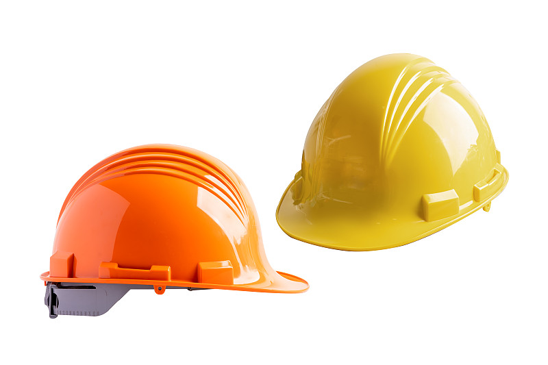 安全第一，安全帽隔离在白色背景上。