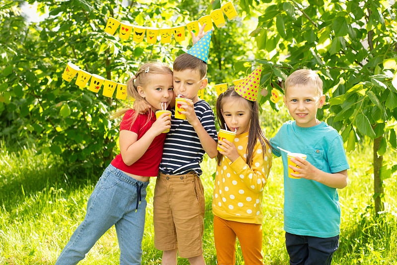 世界微笑日和微笑日，儿童派对