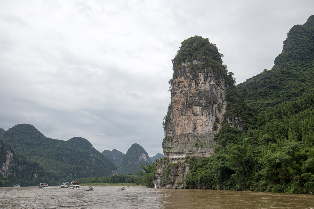 广西桂林大漓江两岸风光