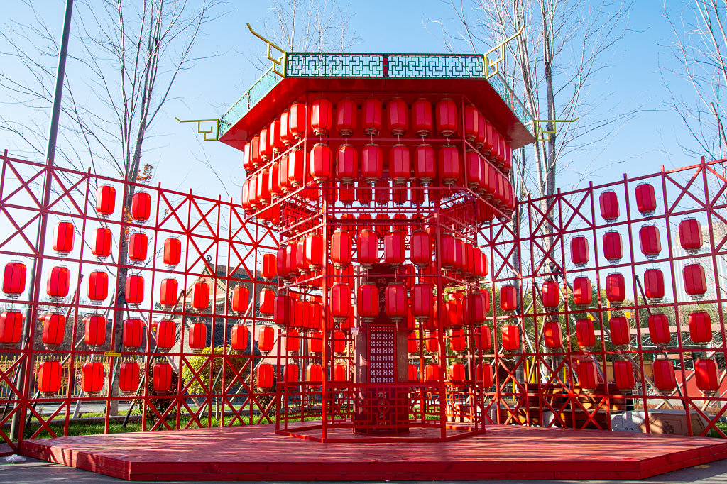 沈阳方城文化旅游区广场红灯笼