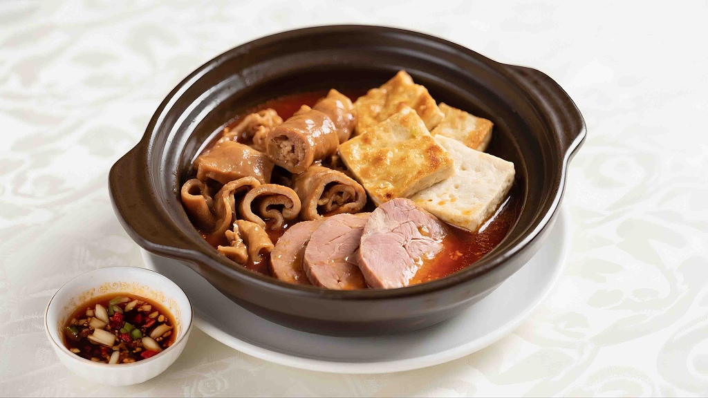 老北京卤煮特色小吃美食美味传统小吃