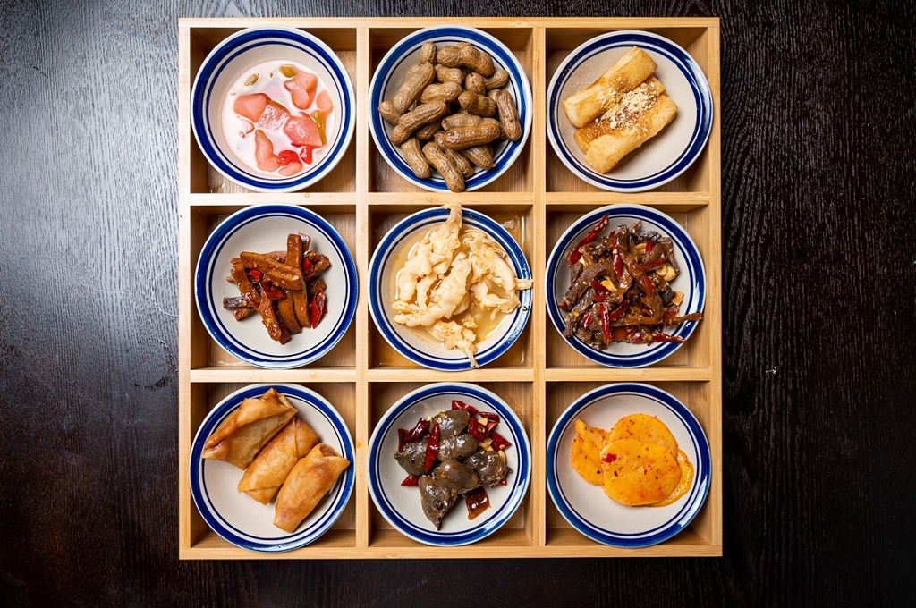 简约背景九宫格小吃